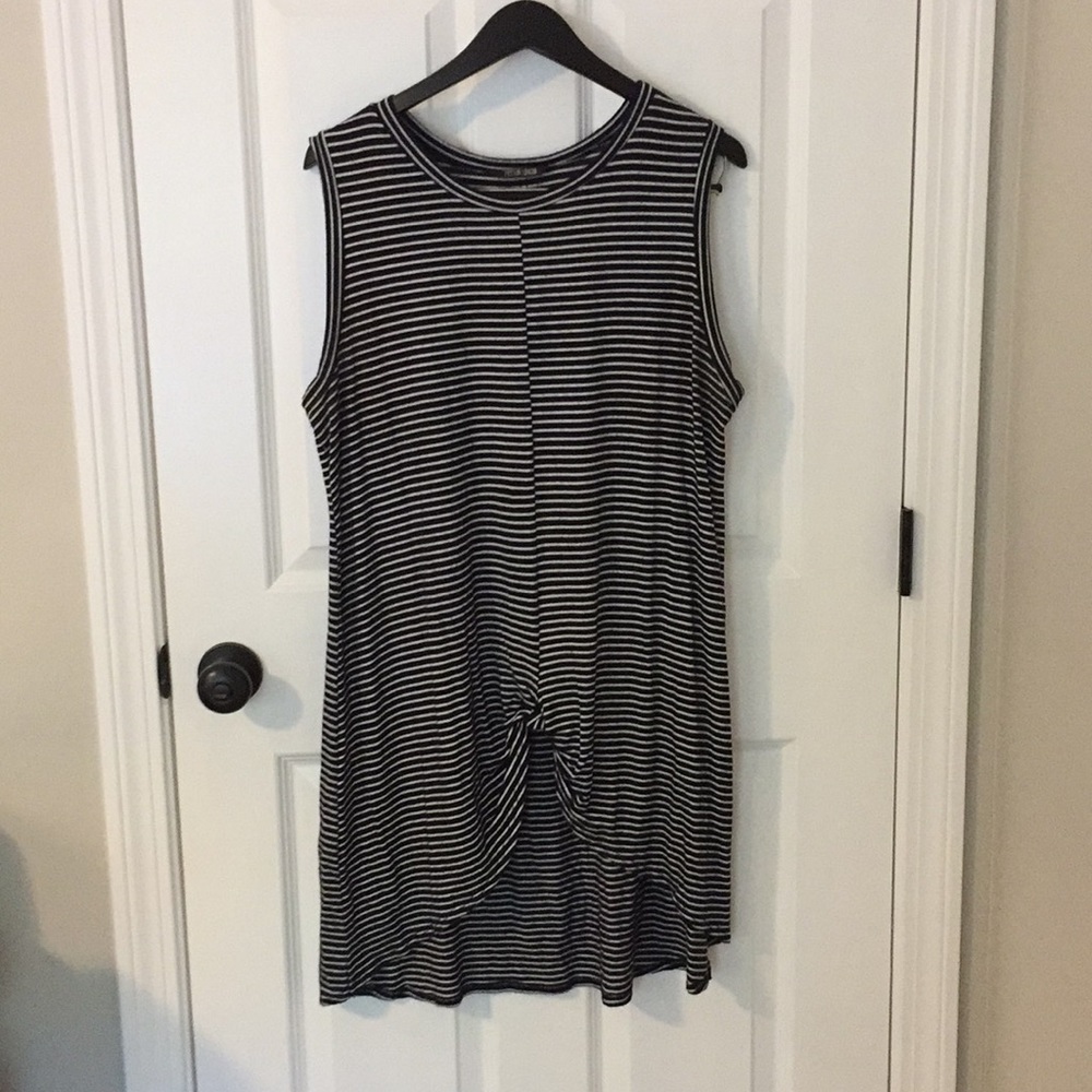 🦋 Long tank with knitted tie